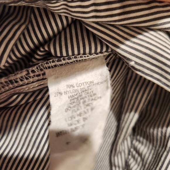 Comfy USA womens black and white  striped button down blouse. - Picture 5 of 11